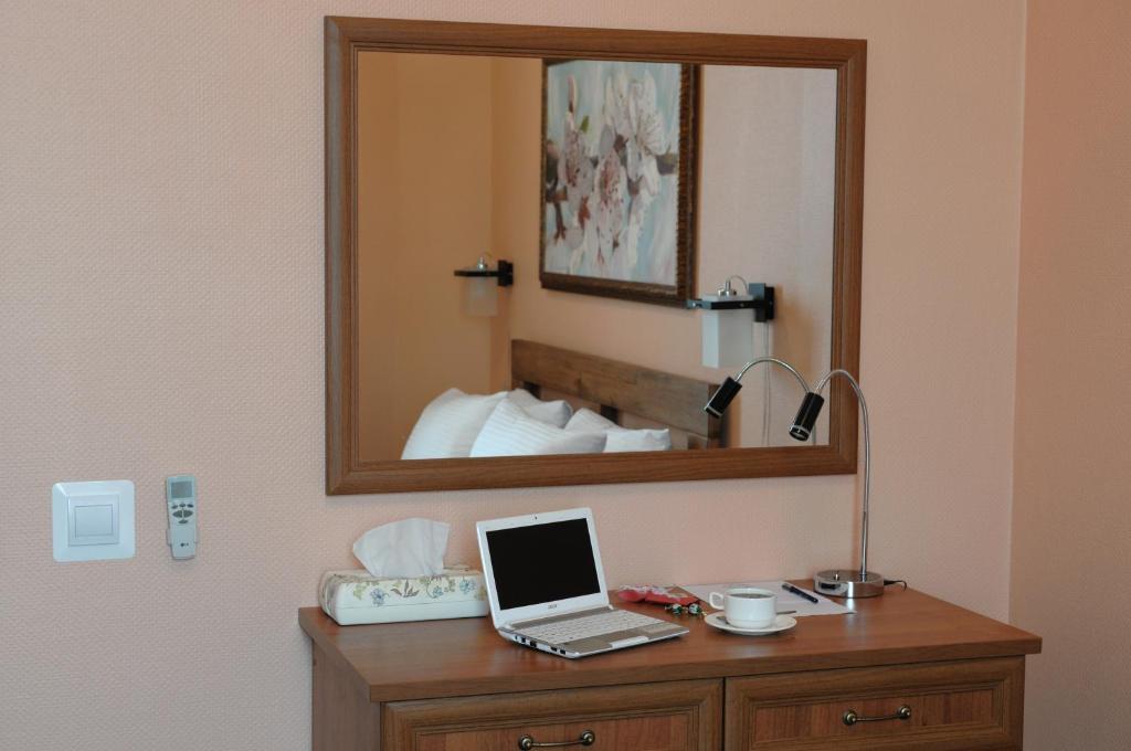 Melrose Hotel Rivne Rum bild